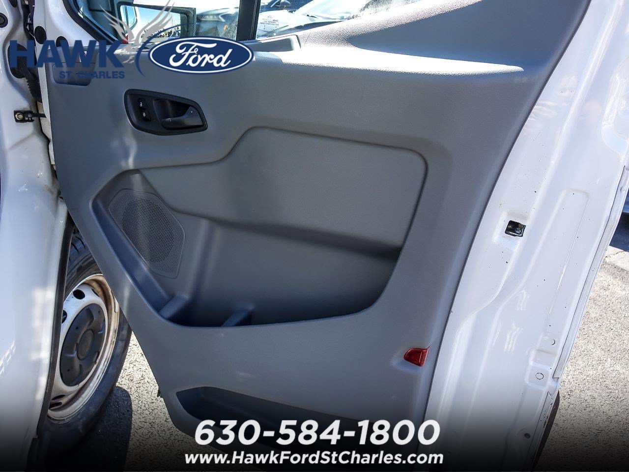 Used 2019  Ford T250 image 24