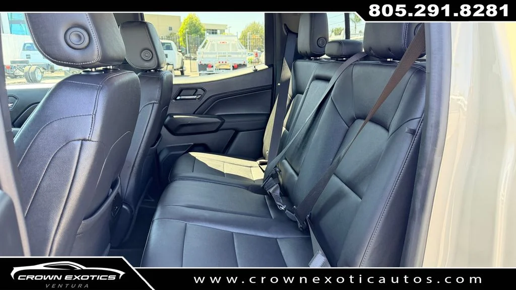 Used 2024 Beige GMC Elevation image 18
