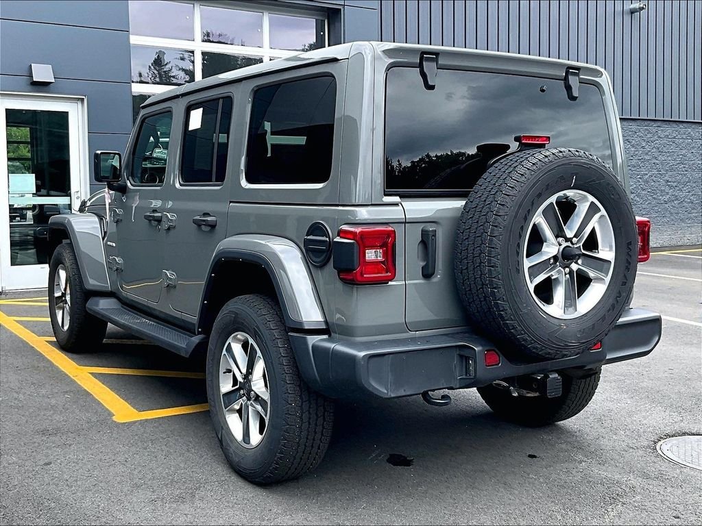 Used 2022 Gray Jeep Unlimited Sahara image 6