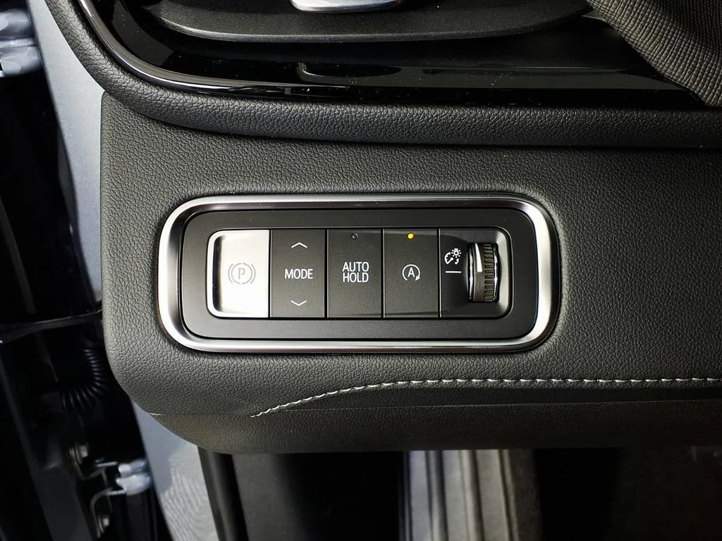 New 2026 Moonstone Gray Metallic Buick Sport Touring image 18