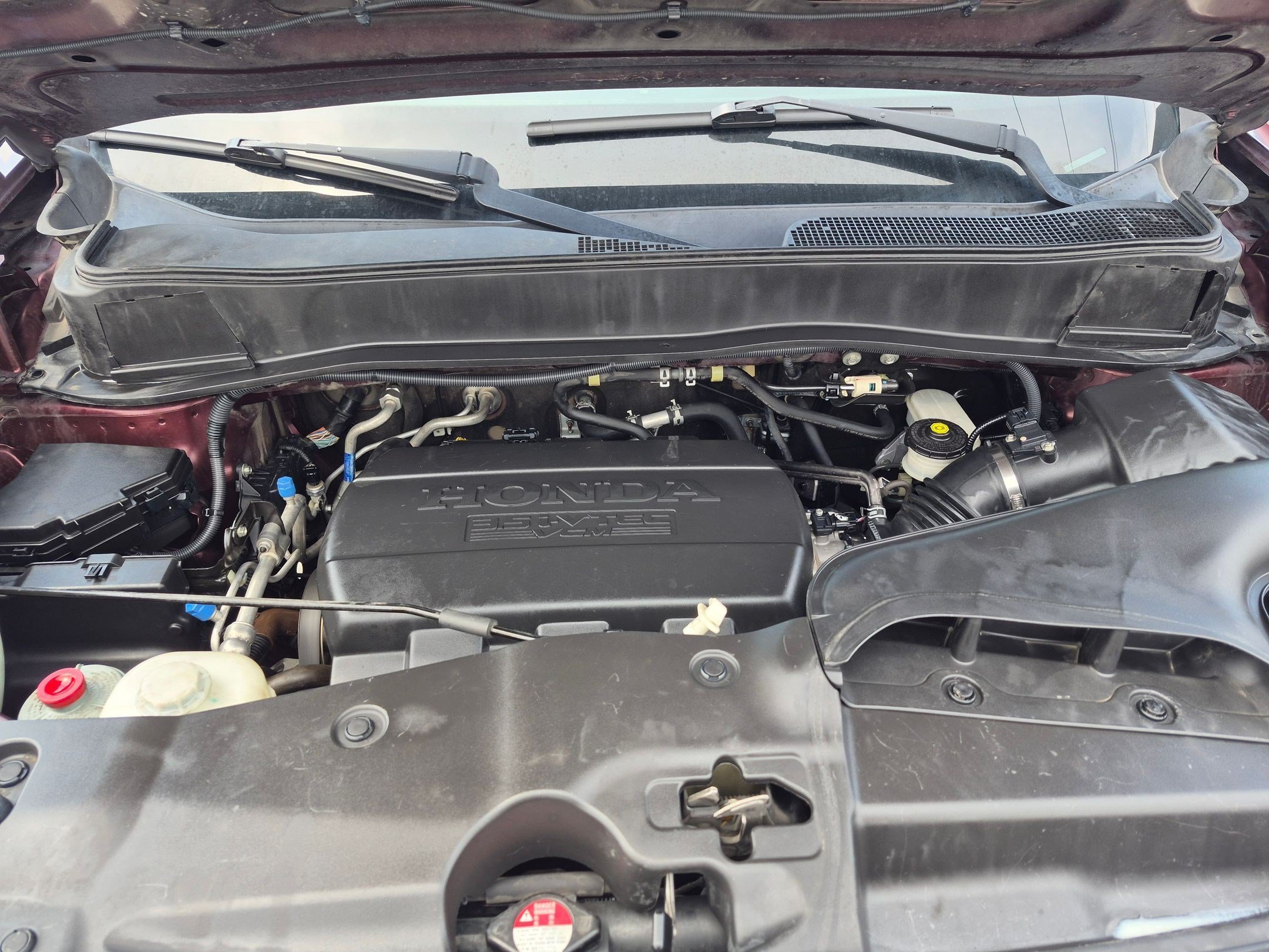 Used 2012 Maroon Honda Touring image 33