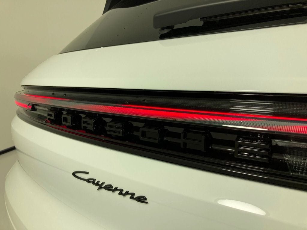 2026 Porsche Cayenne Base - Photo 34
