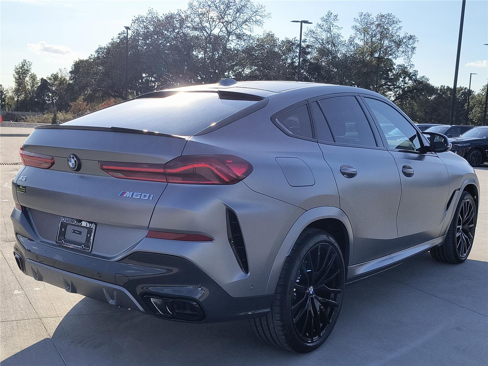 New 2026 Frozen Pure Grey Metallic BMW M60i image 5