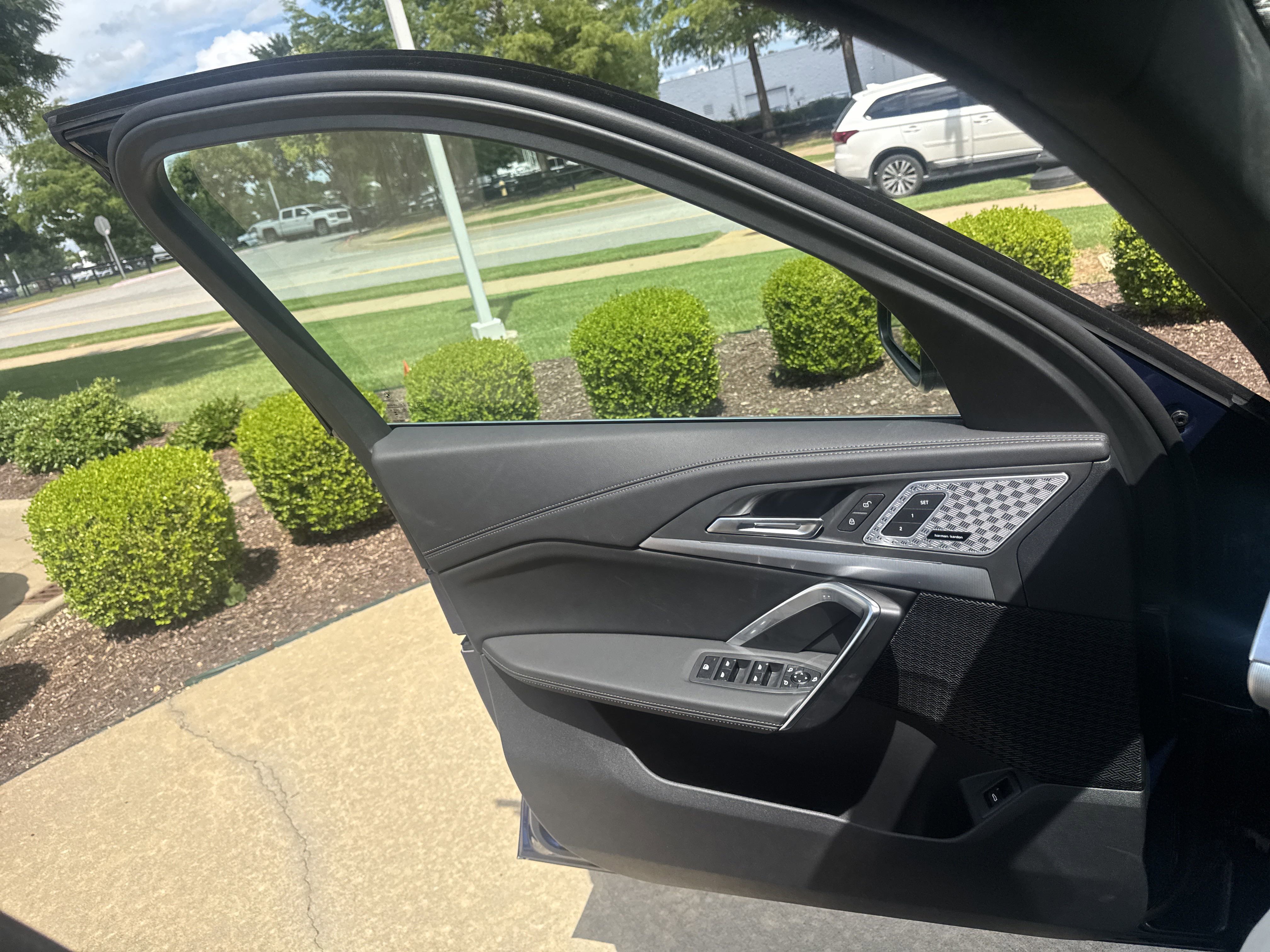 2025 BMW X1 28i - Photo 20