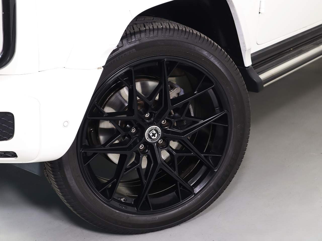 Used 2019 White Mercedes-Benz G 550 image 7
