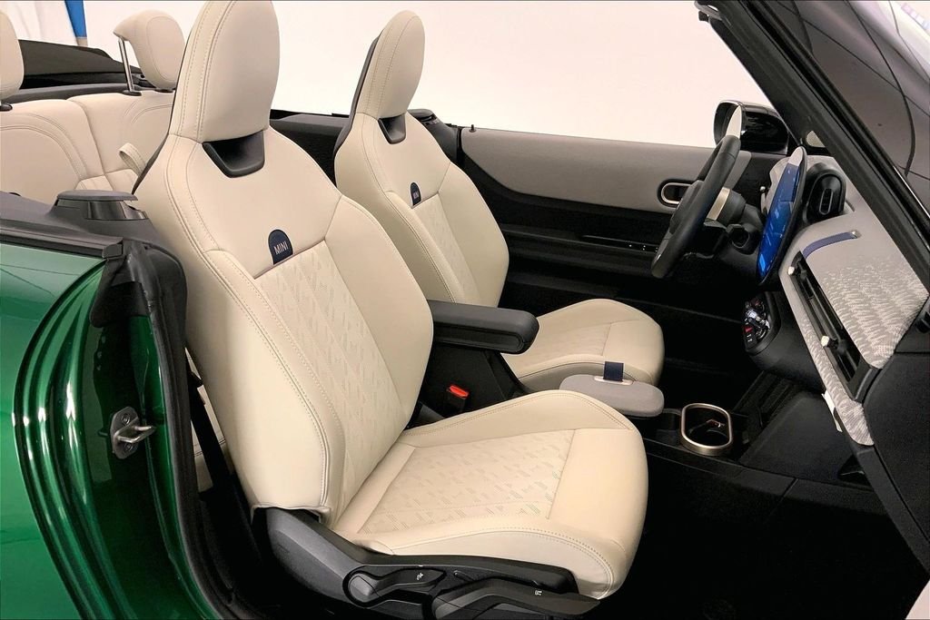 2026 MINI Convertible S - Photo 6