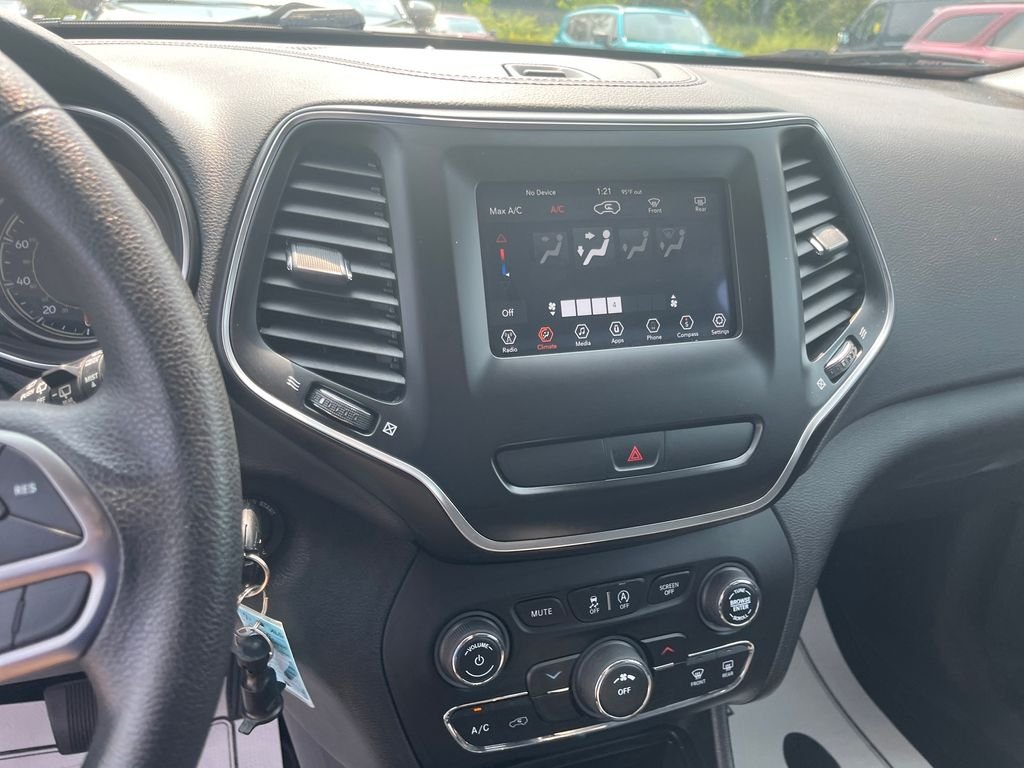 Photo 19