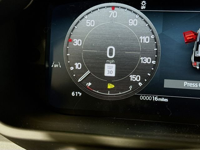 New 2026 Fuji White Land Rover X-Dynamic SE image 13
