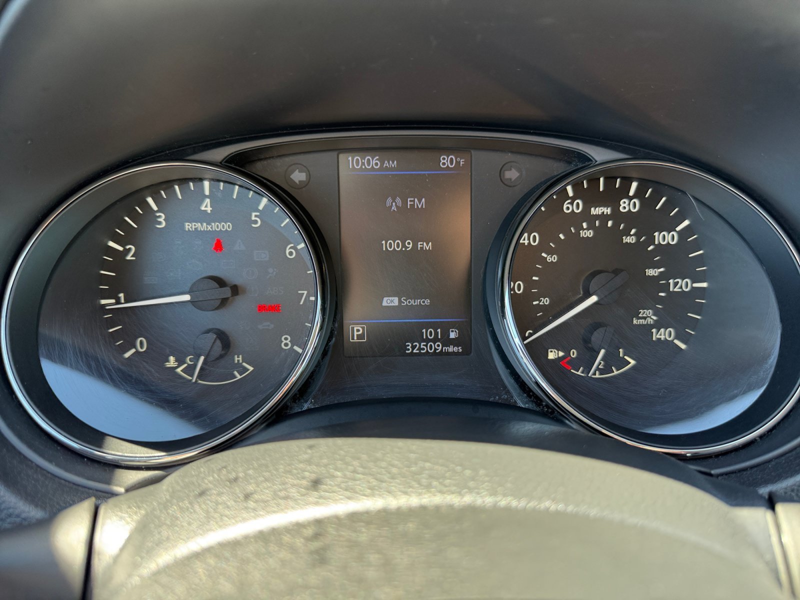 Used 2020 Magnetic Black Pearl Nissan S image 11