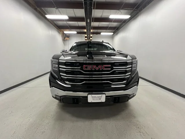 New 2026 Onyx Black GMC SLT image 3