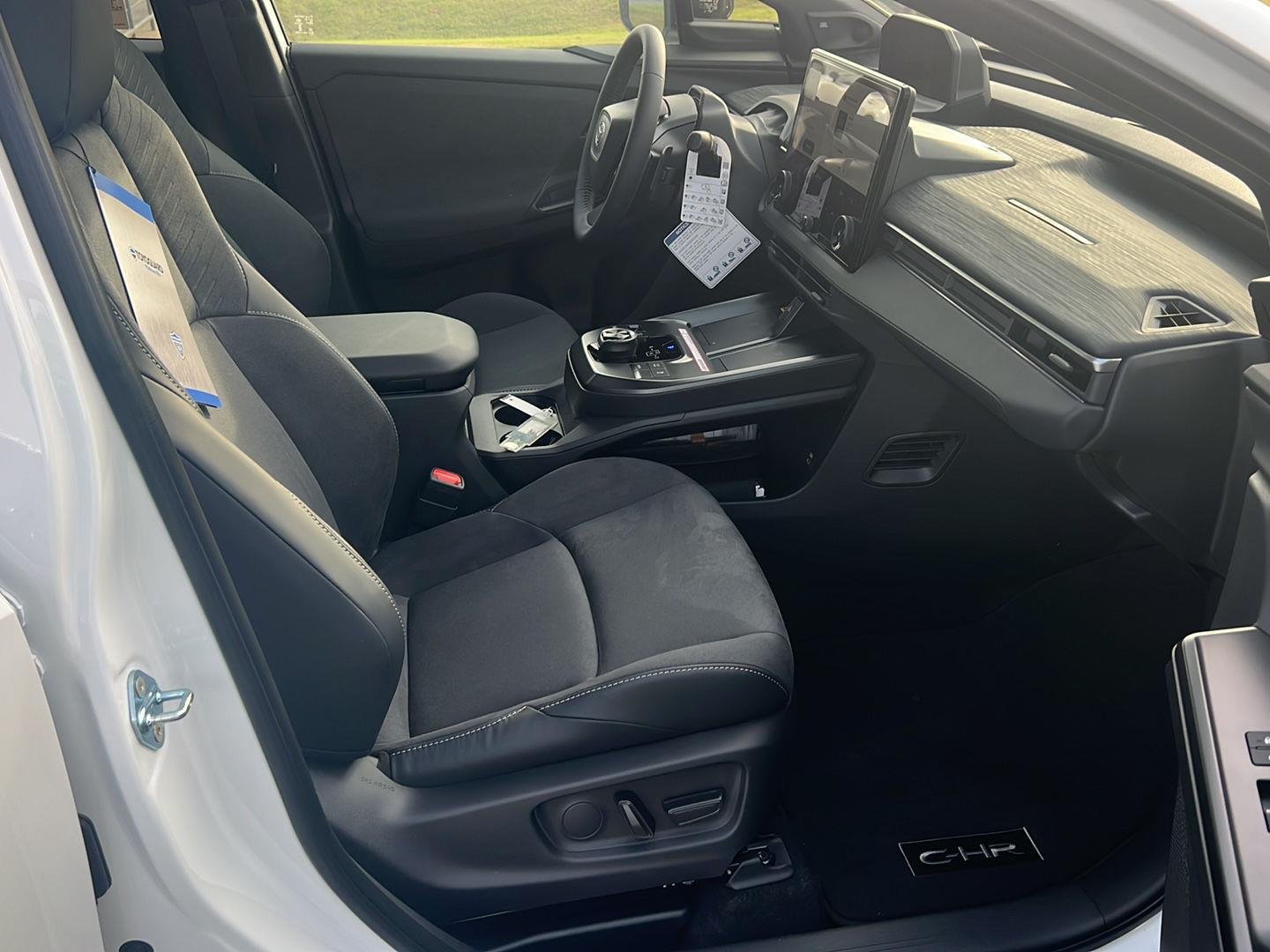 New 2026 Wind Chill Pearl Toyota XSE image 13