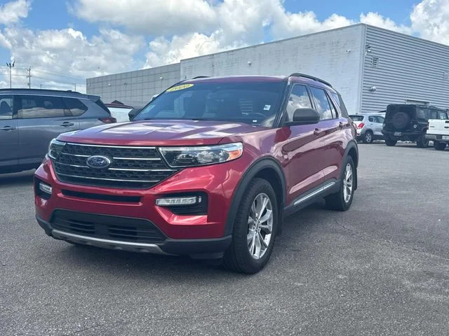 Used 2020 Red Ford XLT image 9