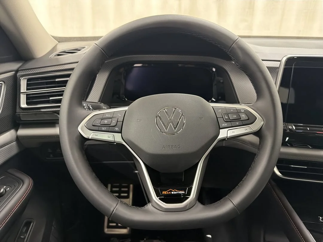New 2026 Deep Black Pearl Volkswagen 2.0T Peak Edition image 16