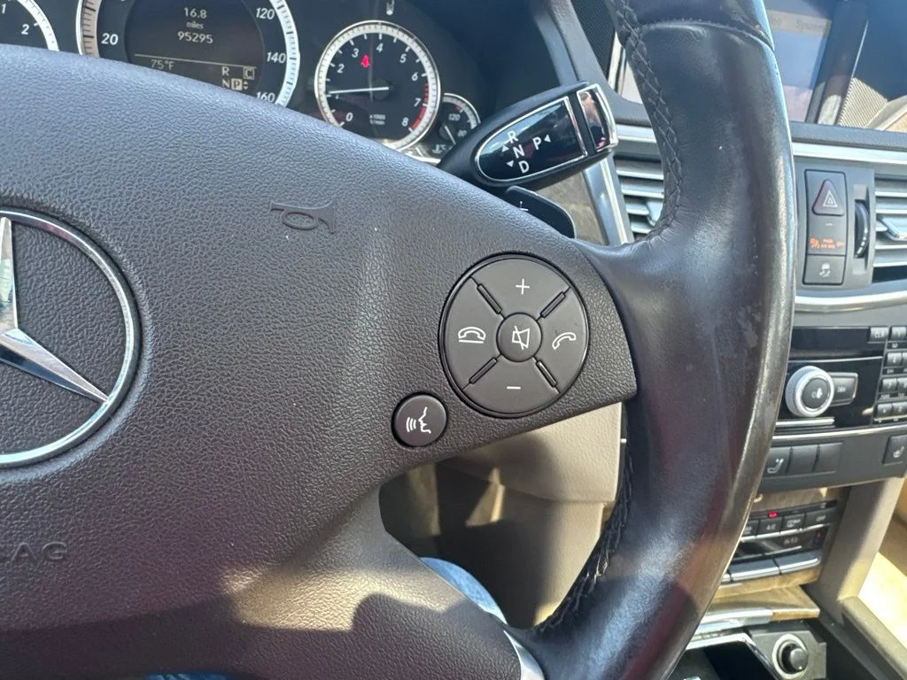 Used 2010 Diamond White Metallic Mercedes-Benz E 350 image 18