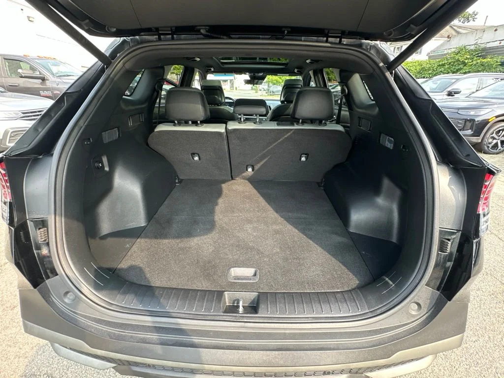 Used 2023 Black Kia X-Line image 29