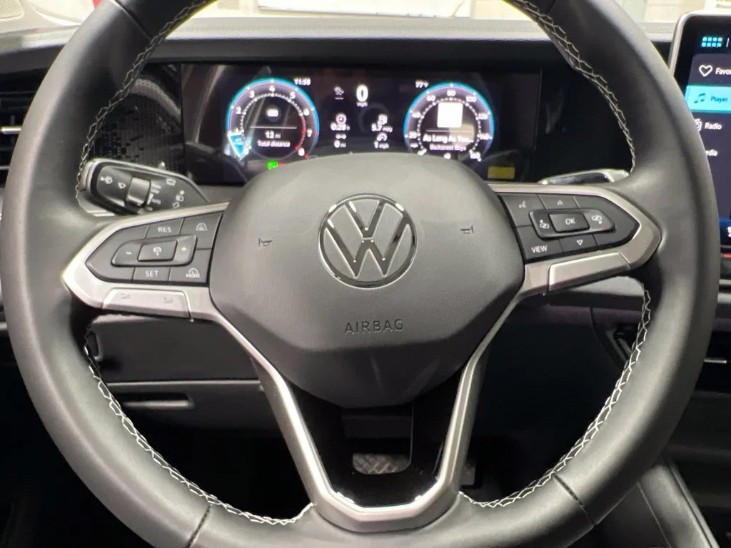 New 2026 Blue Volkswagen SE image 38