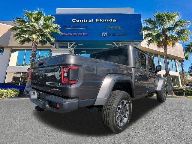 New 2026 Granite Crystal Metallic Clear-Coat Exterior Paint Jeep Sahara image 5