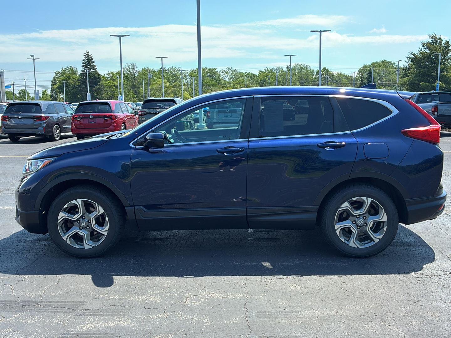 Used 2017  Honda EX image 10