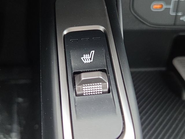 New 2026 White Kia S image 10
