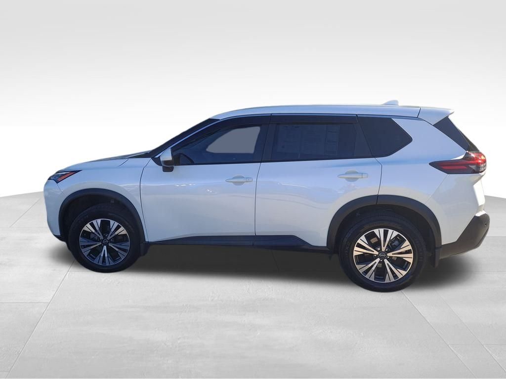 2023 Nissan Rogue SV photo 2