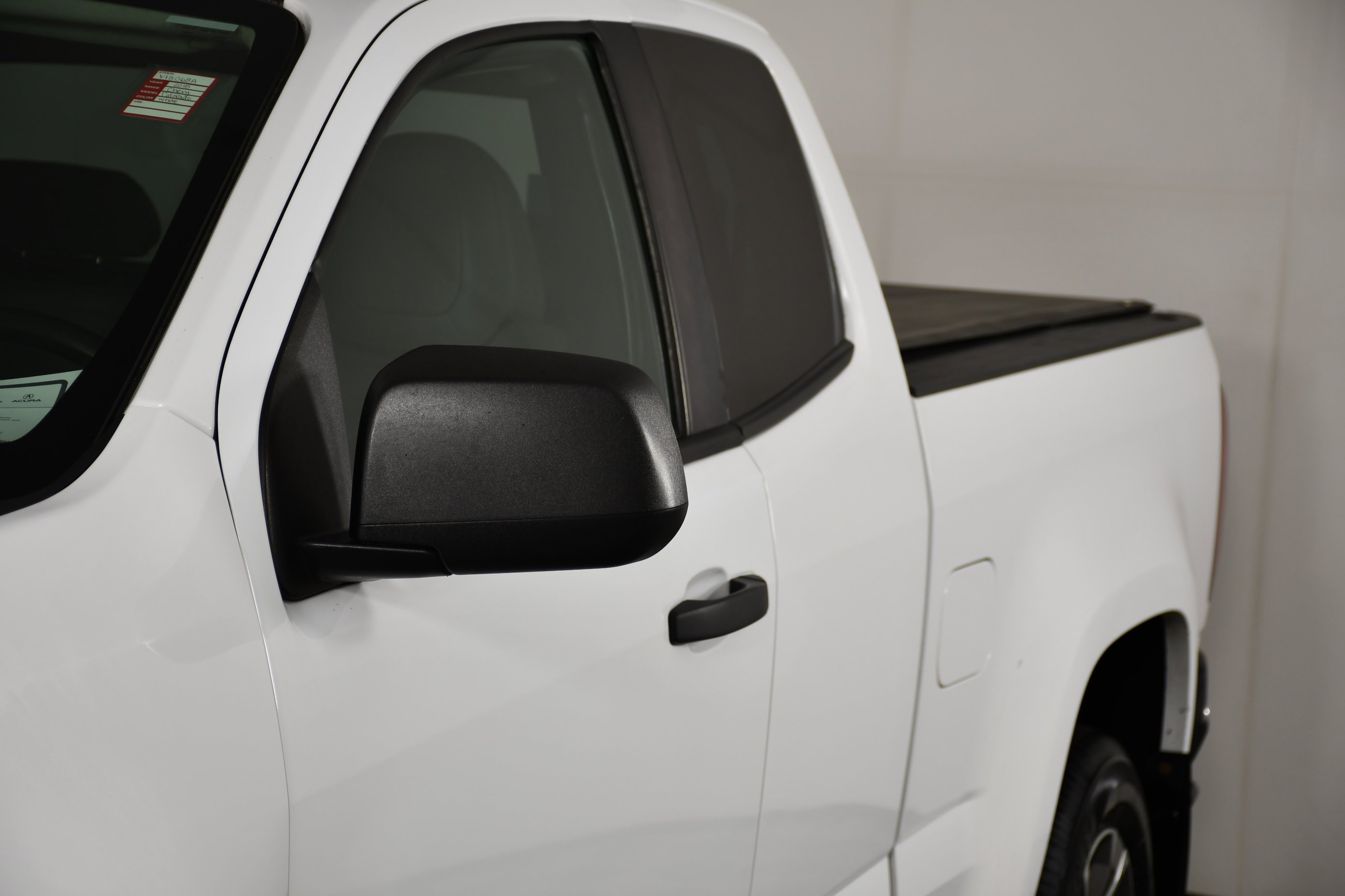 Used 2015 Summit White Chevrolet 2WD WT image 13