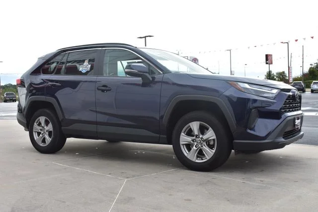 Used 2025 Blue Toyota XLE image 4