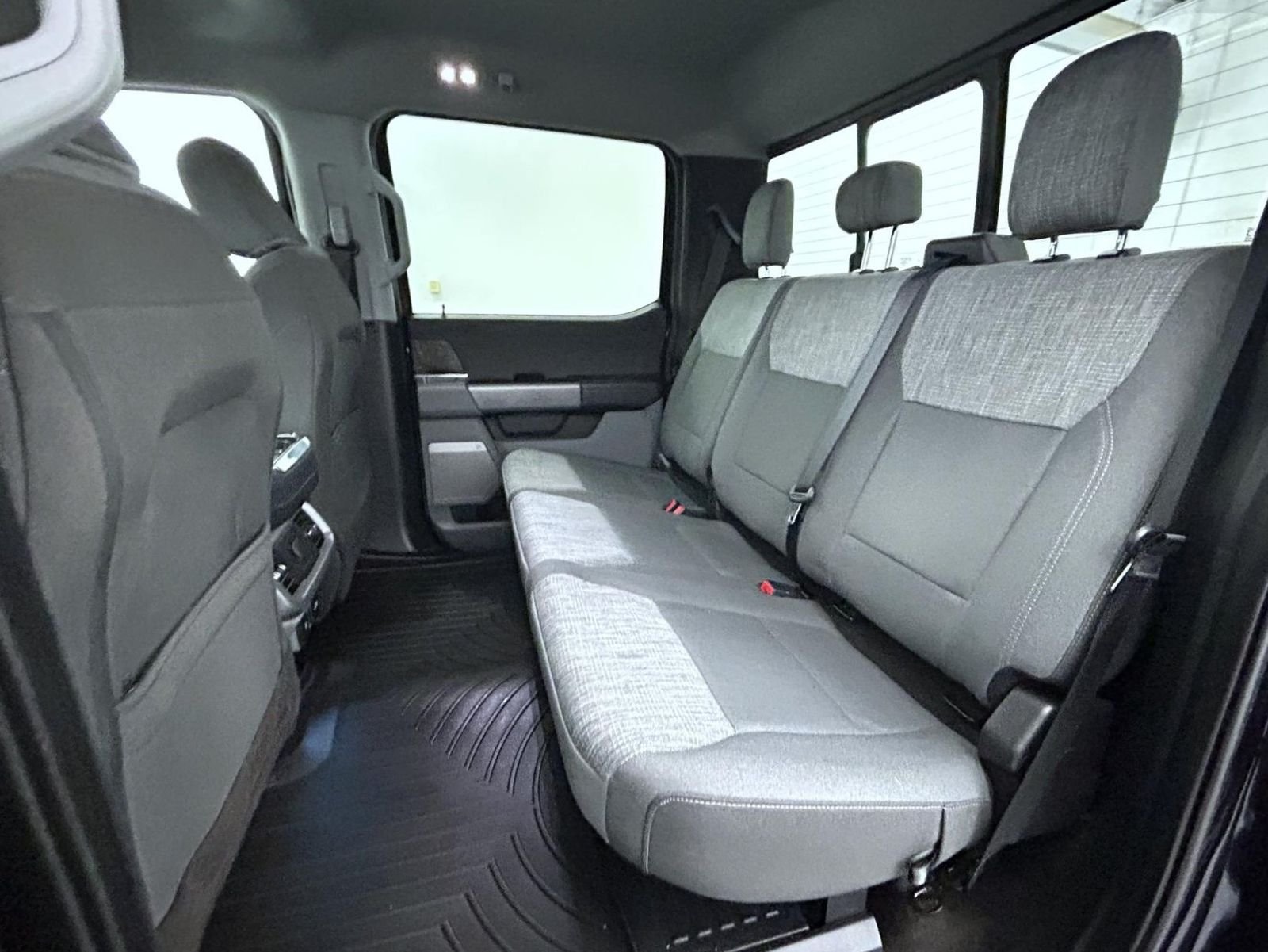 Used 2022 Blue Ford XLT image 19
