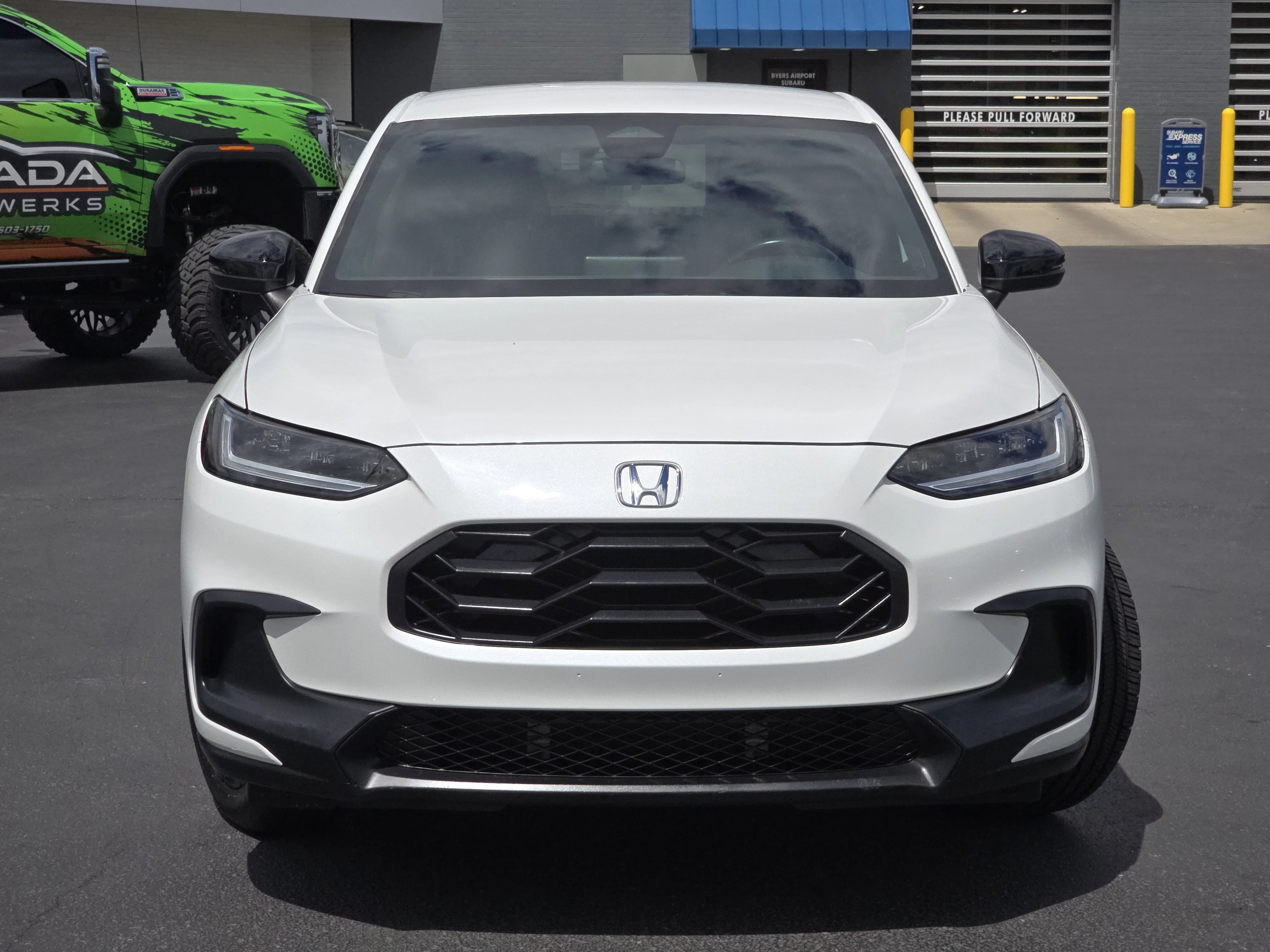 Used 2023 Platinum White Pearl Honda Sport image 2