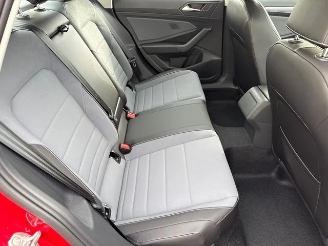 New 2026 Kings Red Metallic Volkswagen 1.5T SE image 23