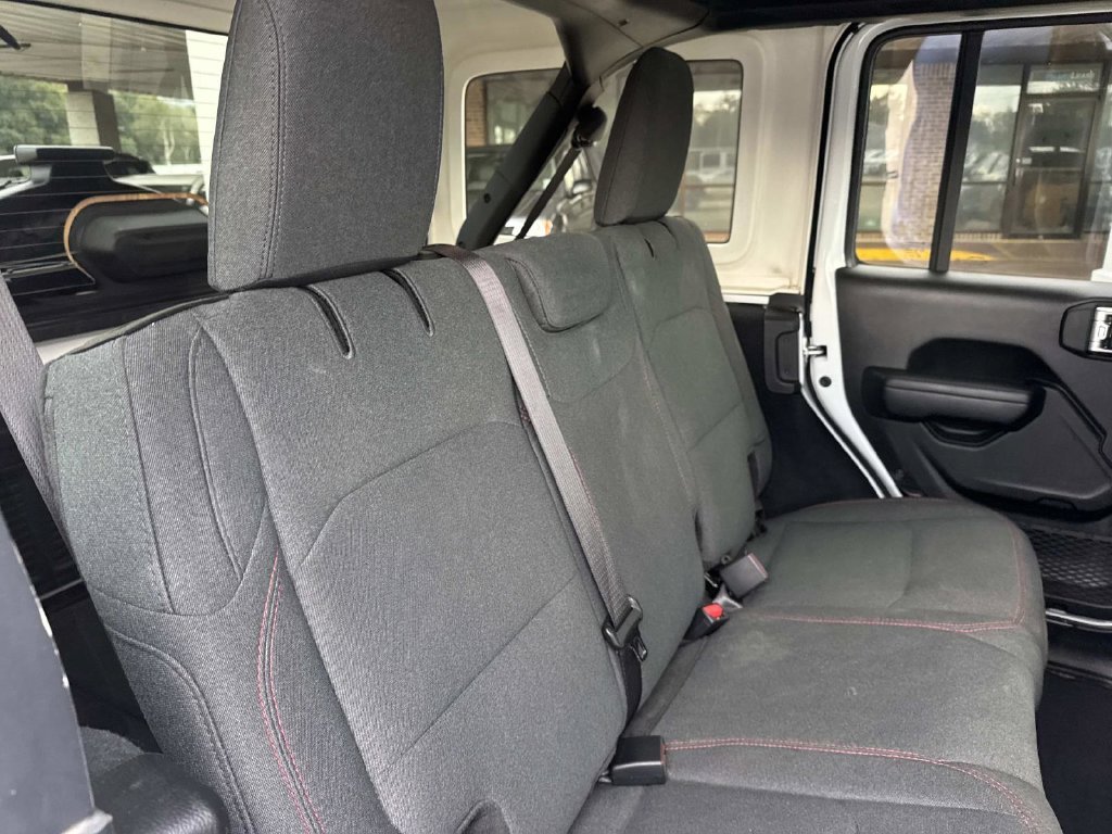 Used 2025 White Jeep Rubicon image 16