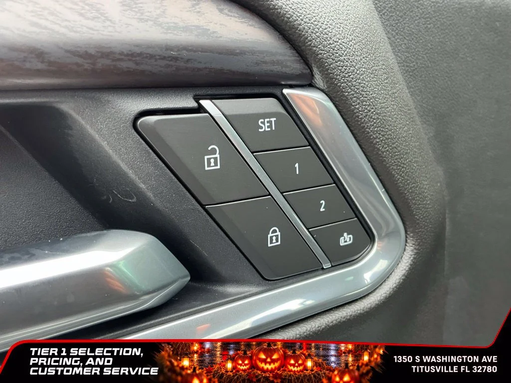 Certified Used 2025 Titanium Rush Metallic GMC SLT image 28