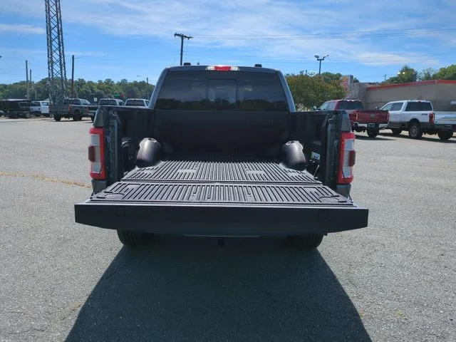 Used 2023 Gray Ford Lariat image 31