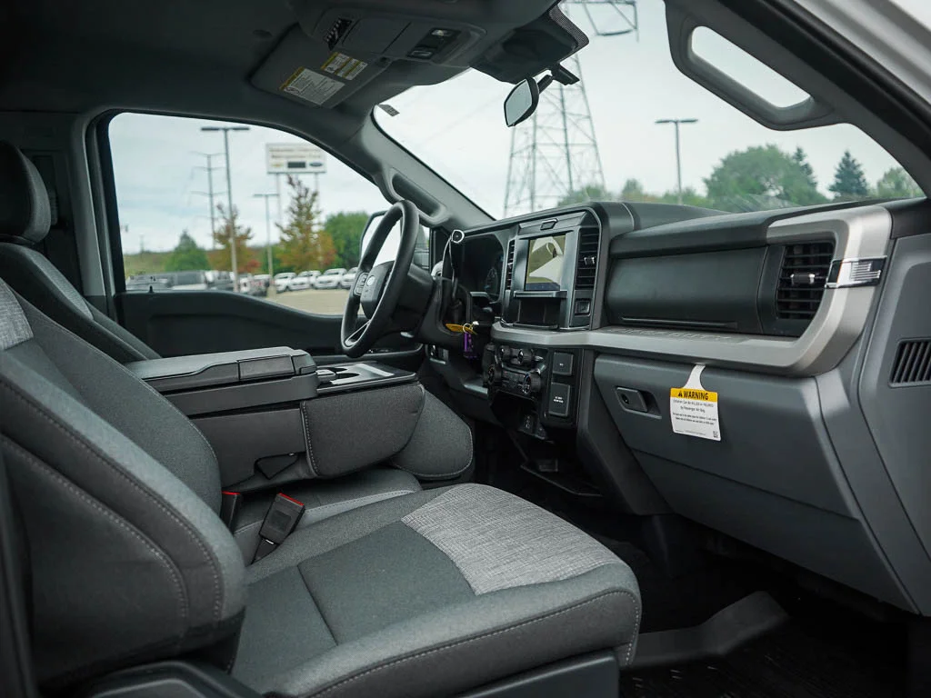 New 2026 Oxford White Ford F-350® XLT image 9