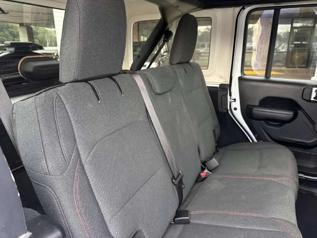 Used 2025 White Jeep Rubicon image 16