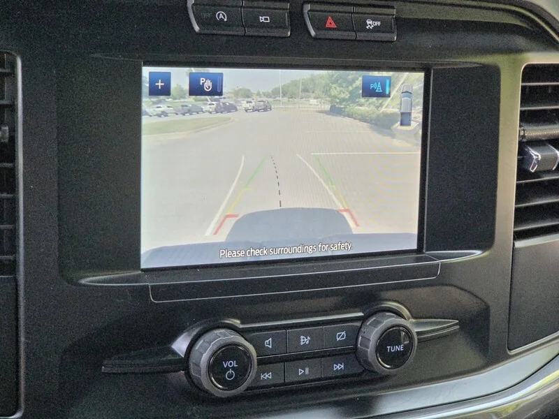 Used 2023 SILVER FORD XL image 21