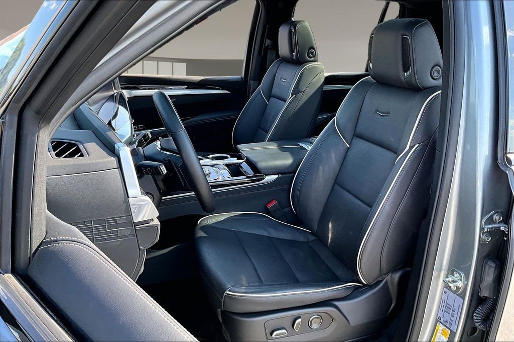 Used 2026 Silver Cadillac Sport image 27