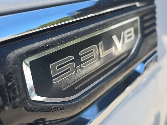 Certified Used 2022 White GMC SLE image 9