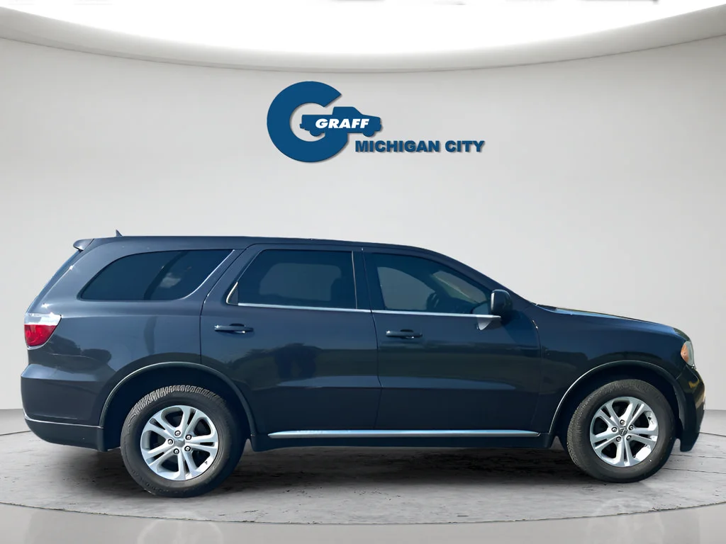 Used 2013 Gray Dodge SXT image 6