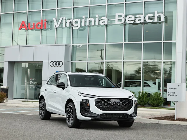 2026 Audi Q3 S line