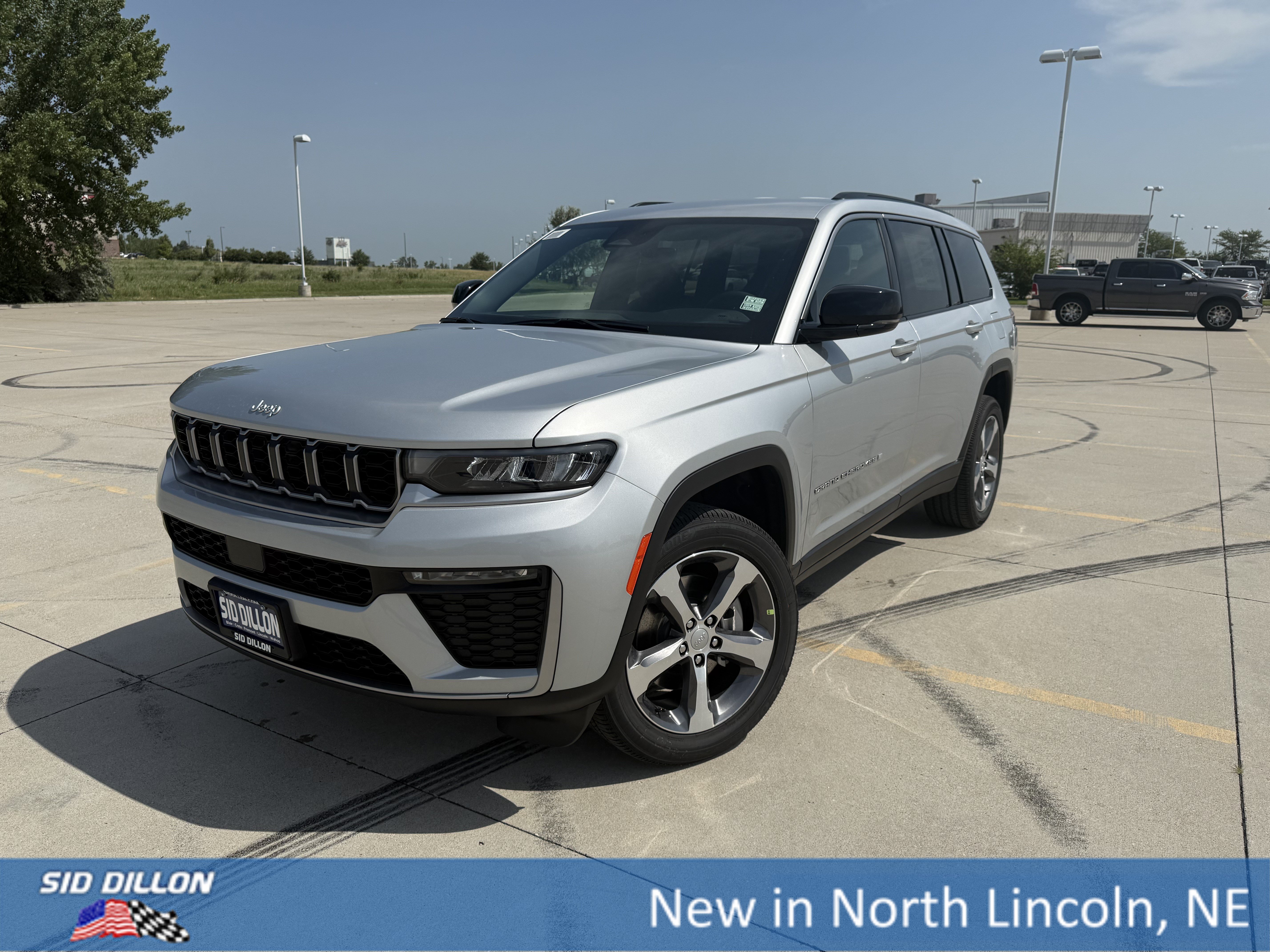 New 2026 Silver Zynith Jeep Limited image 1