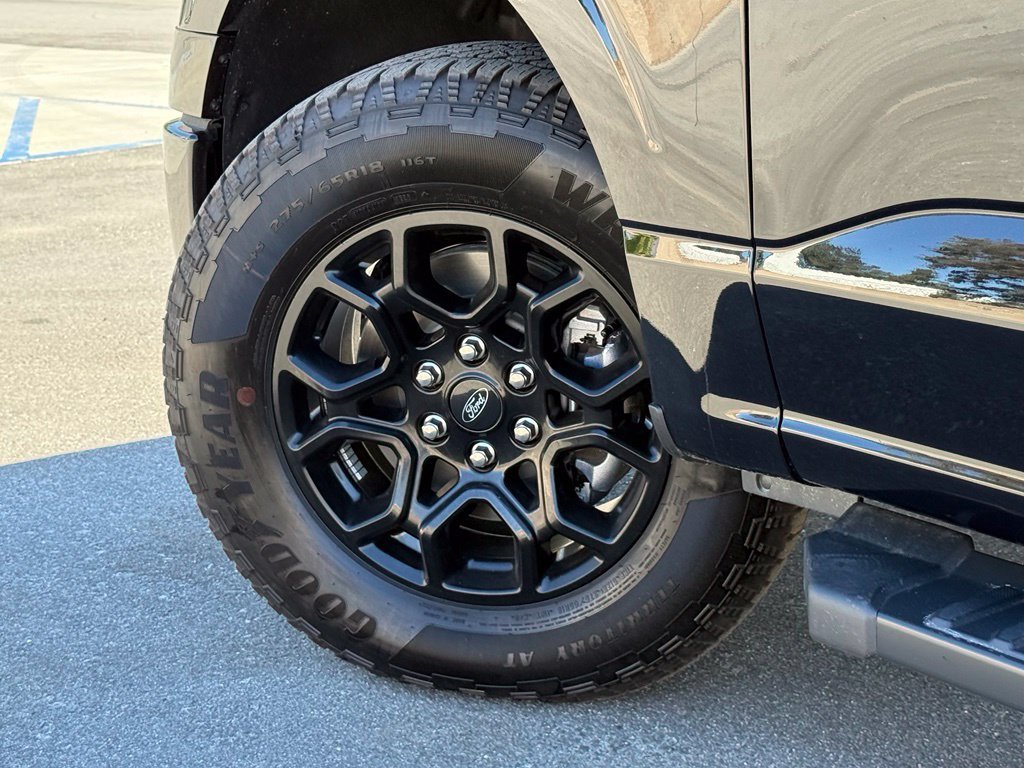 New 2026 Agate Black Metallic Ford XLT image 17