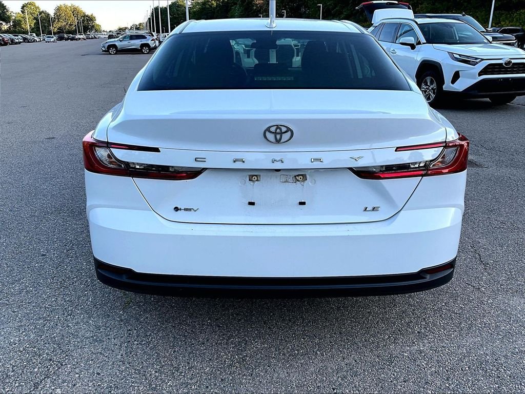 Used 2025 White Toyota LE image 10