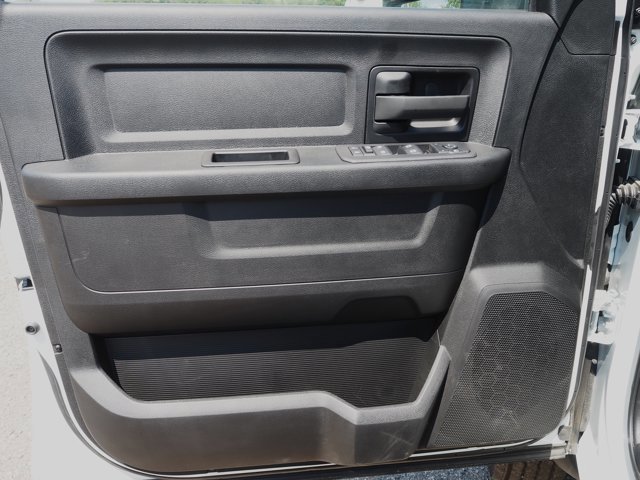 New 2026 Bright White Clearcoat RAM Tradesman image 24
