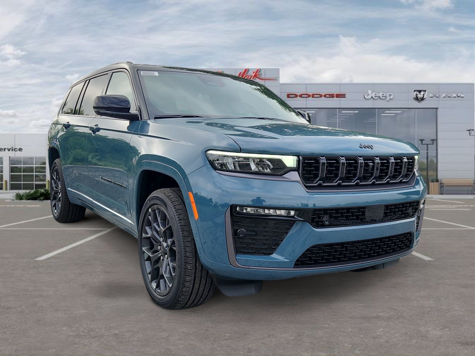 New 2026 Steel Blue Exterior Paint Jeep Summit image 7