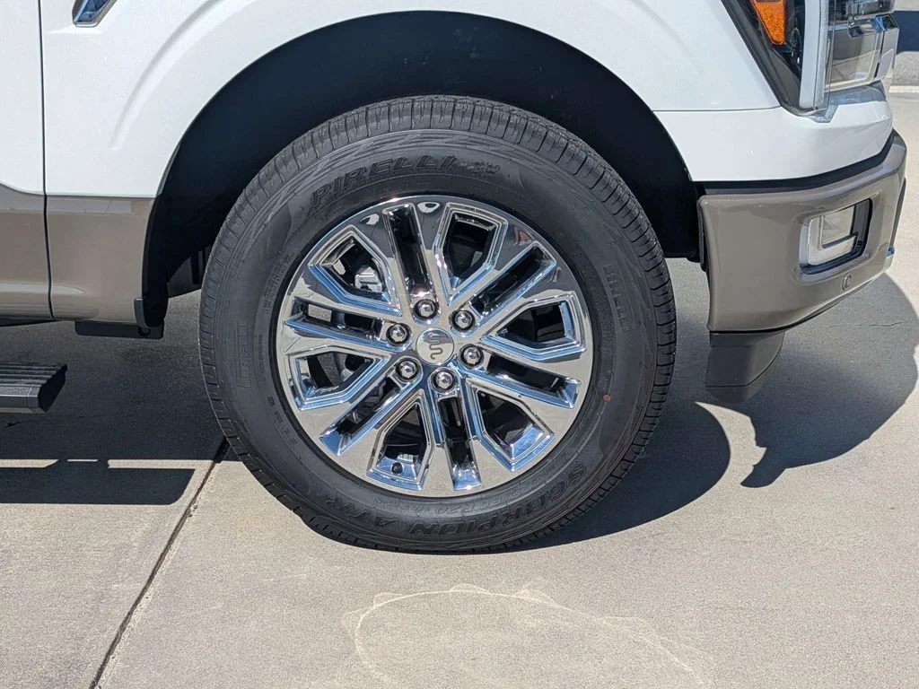 New 2026 Star White Metallic Tri-Coat Ford King Ranch image 11