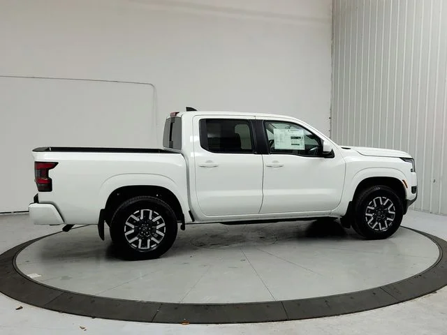 New 2026 White Nissan SV image 8