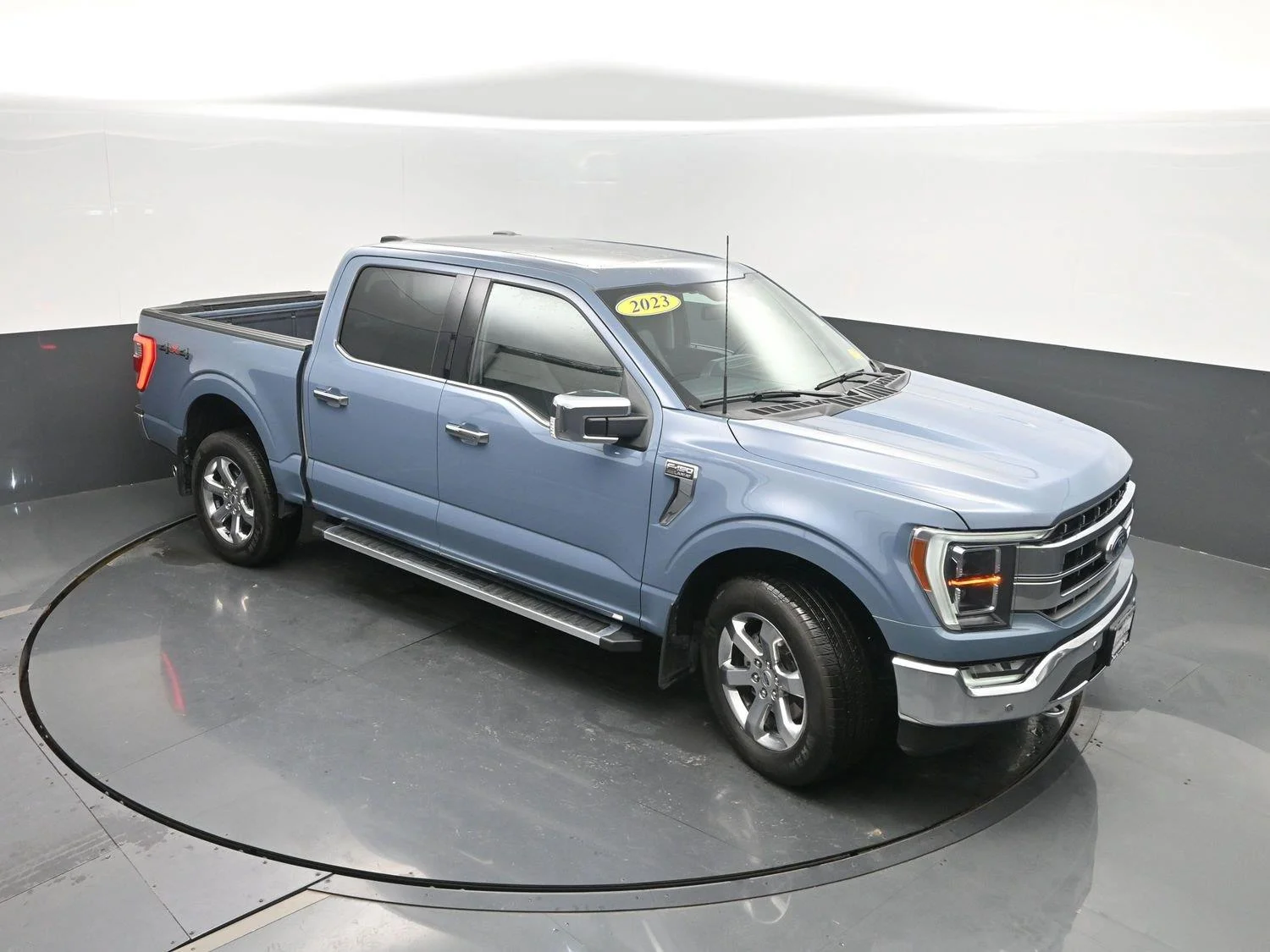 Used 2023 Azure Gray Metallic Tri-Coat Ford LARIAT image 46