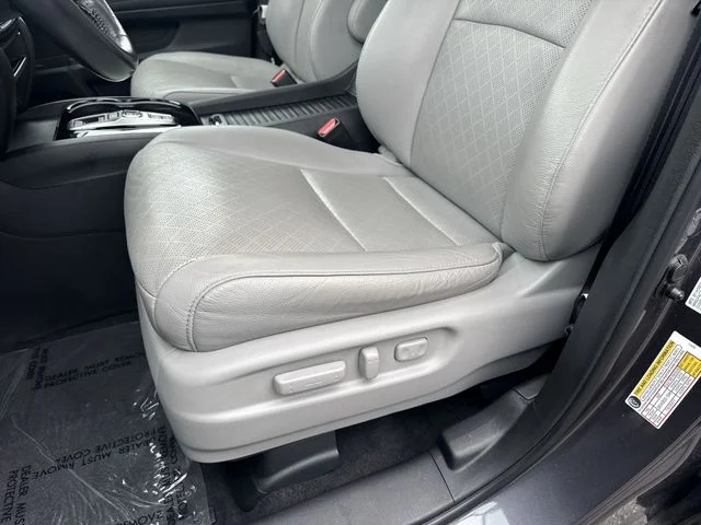 Used 2021 Gray Honda Touring image 30