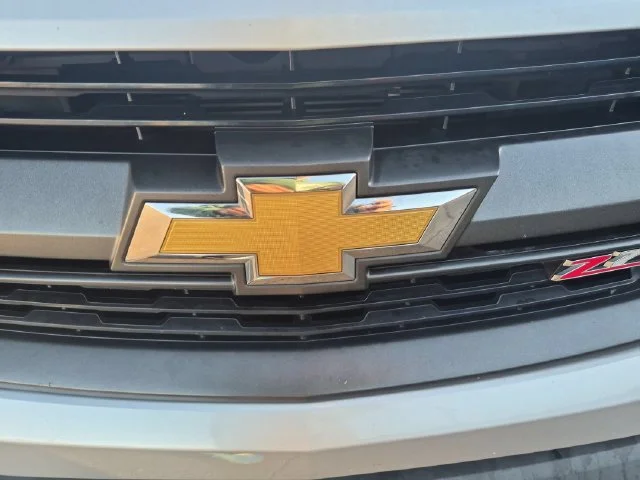 Used 2015 Silver Chevrolet Z71 image 35