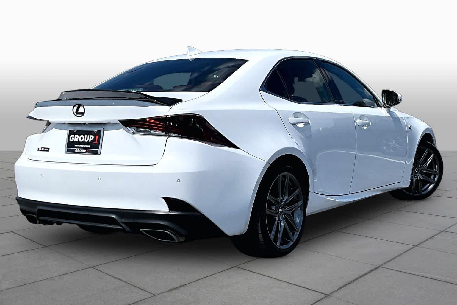 Used 2020 Ultra White Lexus F SPORT image 13